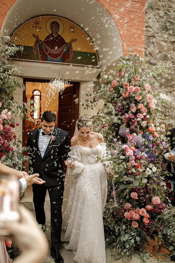 colorful-summer-wedding-platres-modern-touches_42