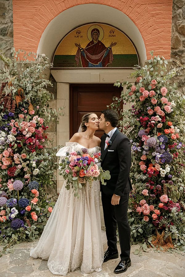 colorful-summer-wedding-platres-modern-touches_45