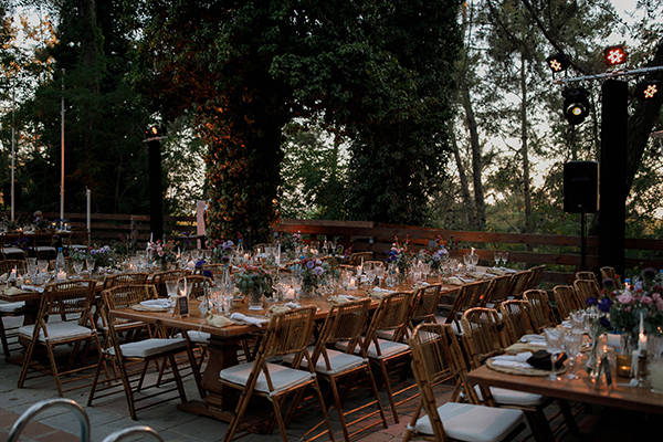 colorful-summer-wedding-platres-modern-touches_48