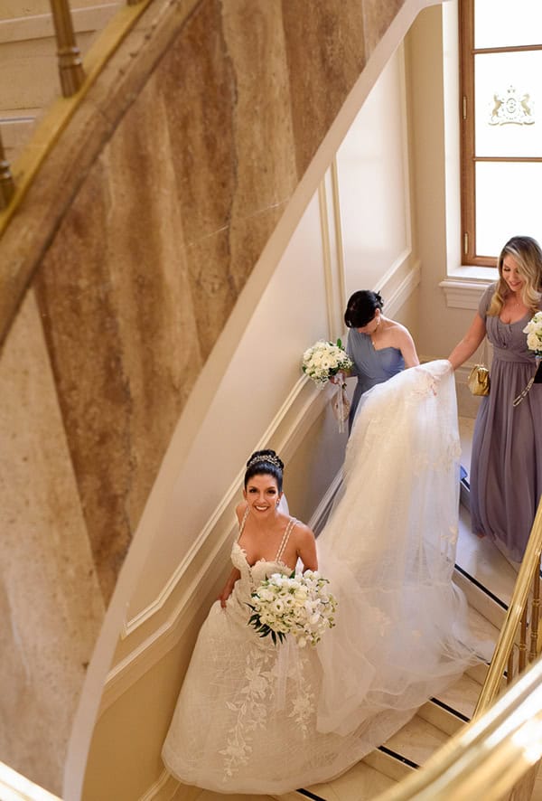 elegant-wedding-hotel-grande-bretagne-white-lisianthus-orchids_14