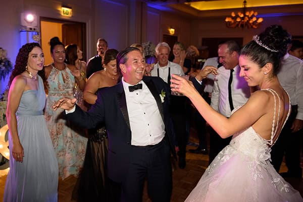 elegant-wedding-hotel-grande-bretagne-white-lisianthus-orchids_45
