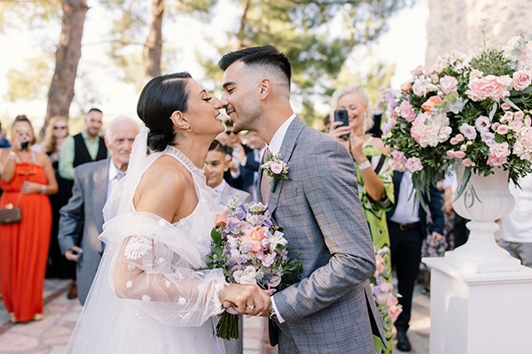 elegant-wedding-thessaloniki-beautiful-florals-light-romantic-hues_53