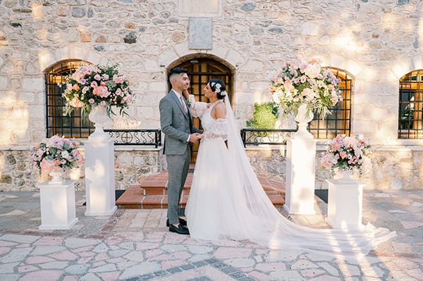 elegant-wedding-thessaloniki-beautiful-florals-light-romantic-hues_77