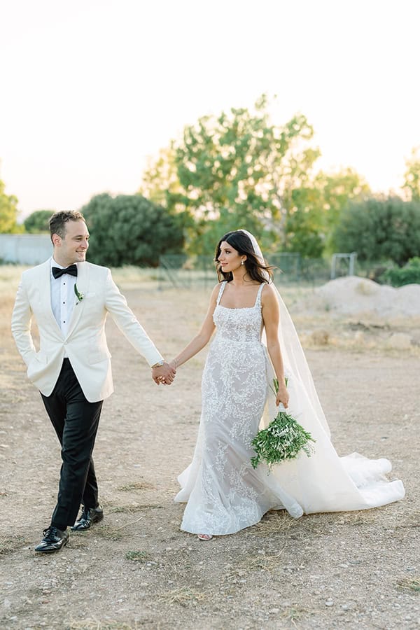 fairytale-summer-wedding-athens-impressive-floral-arrangements-white-hues_01x