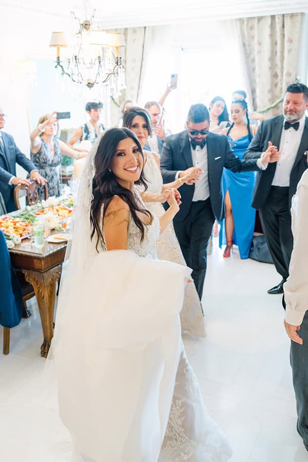 fairytale-summer-wedding-athens-impressive-floral-arrangements-white-hues_30