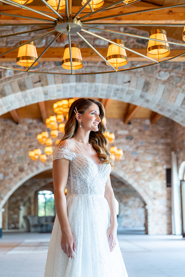 lovely-romantic-wedding-athens-roses-hydrangeas-light-tones_08