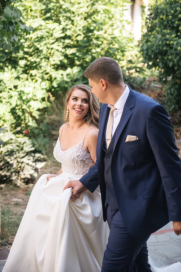 lovely-wedding-thessaloniki-white-light-blue-hydrangeas_01