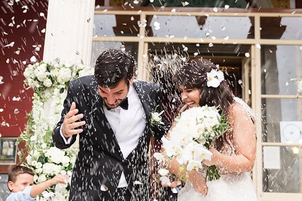 romantic-fall-wedding-sparta-white-blooms-olive_13