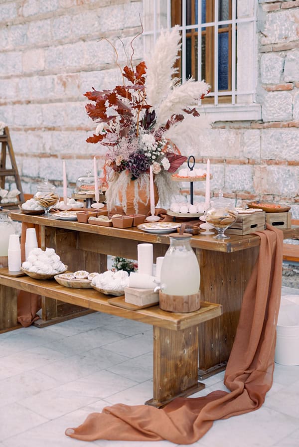 rustic-fall-wedding-teracota-hues_12x