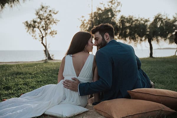 rustic-summer-wedding-athens-levander-wheat_05x