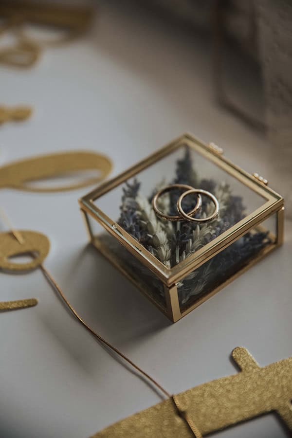 rustic-summer-wedding-athens-levander-wheat_09