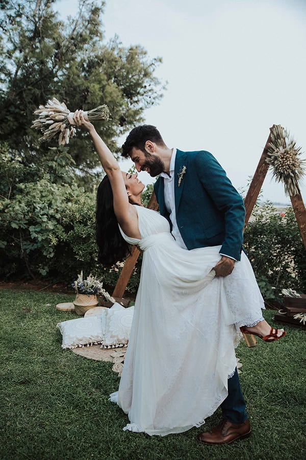 rustic-summer-wedding-athens-levander-wheat_37