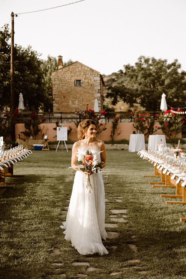 rustic-summer-wedding-chania-wheats-pottery-details_31x