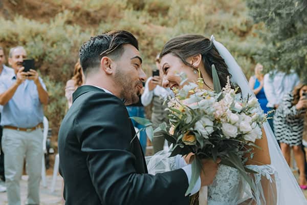 rustic-summer-wedding-platres-roses-eucalyptus_17