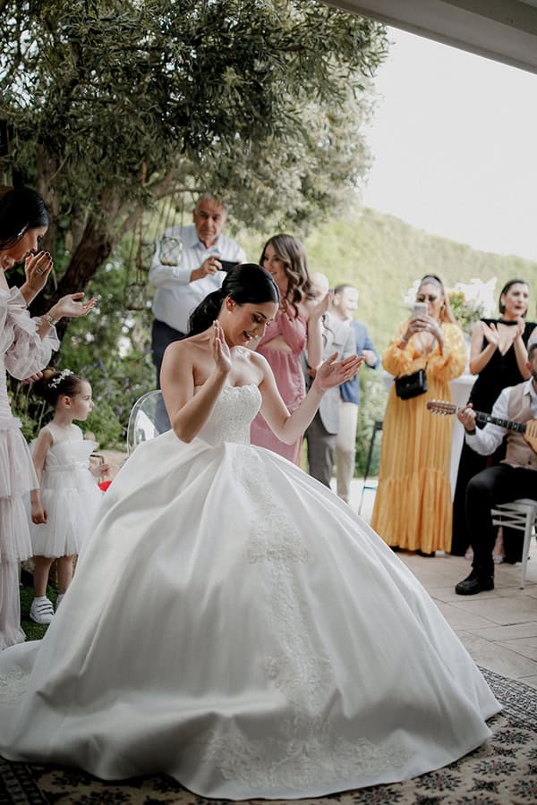 spring-wedding-limassol-florals-earthy-tones-boho-vibes_16