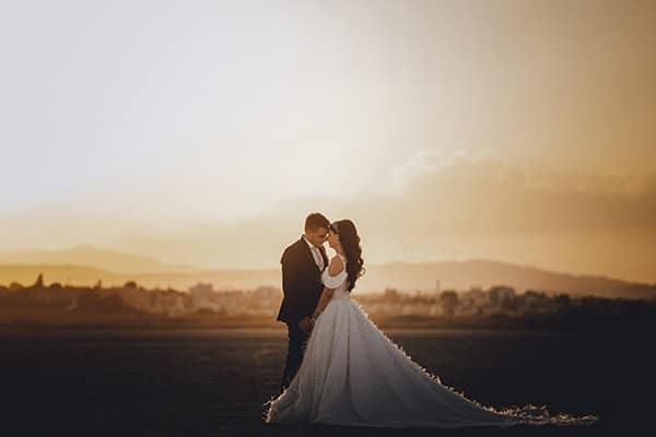 stunning-wedding-nicosia-romantic-details-roses_16