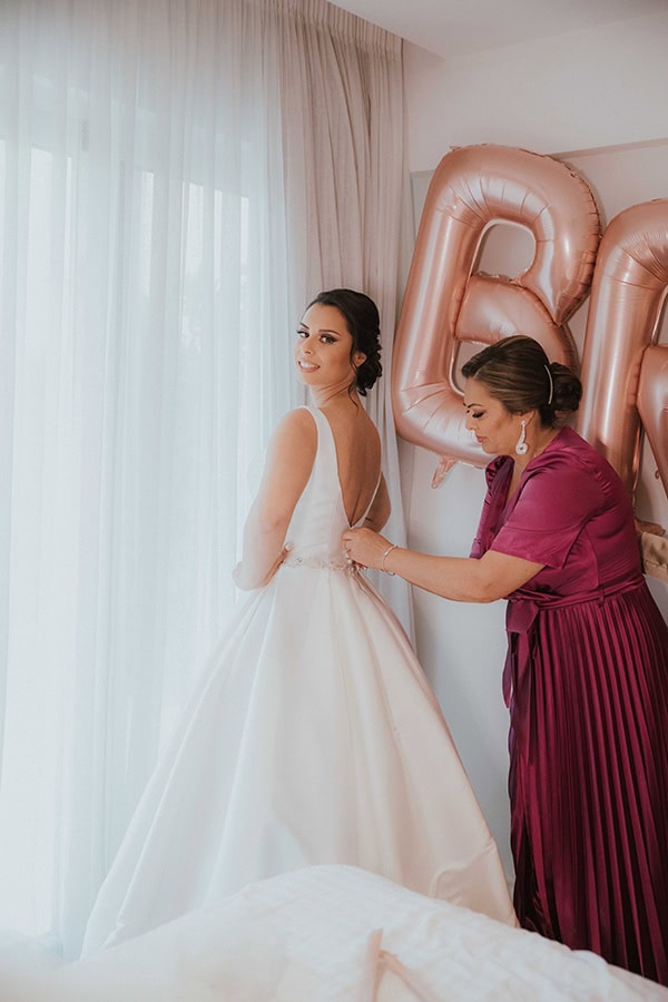 summer-wedding-athens-romantic-arrangments-roses-olive_13