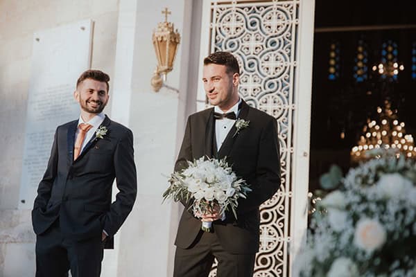 summer-wedding-athens-romantic-arrangments-roses-olive_20x