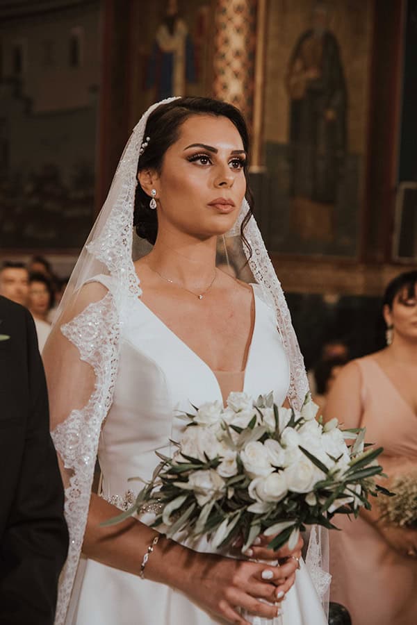 summer-wedding-athens-romantic-arrangments-roses-olive_27