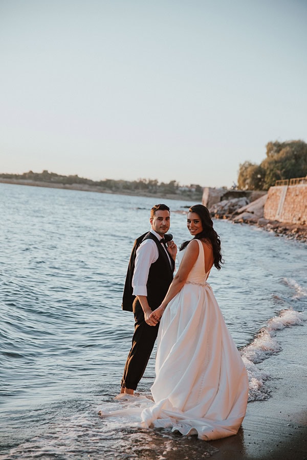 summer-wedding-athens-romantic-arrangments-roses-olive_58