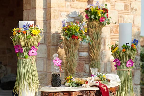 summer-wedding-athens-wheat-colorful-flowers_10