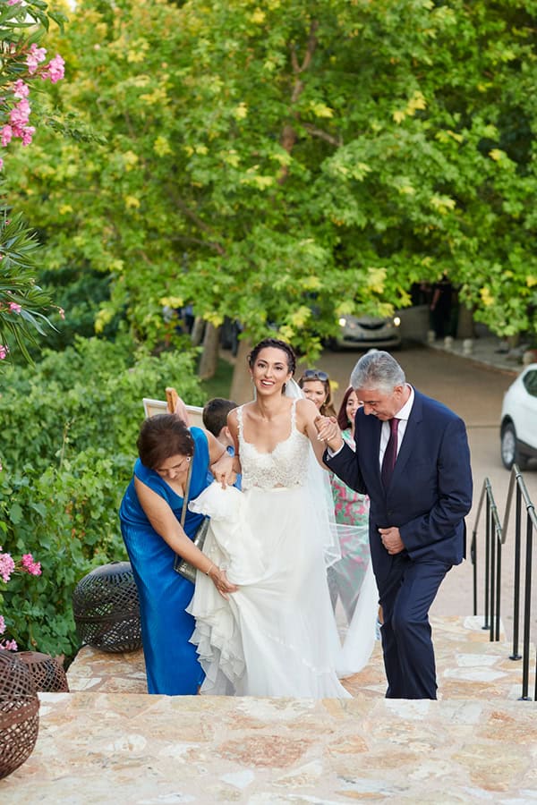 summer-wedding-athens-wheat-colorful-flowers_15