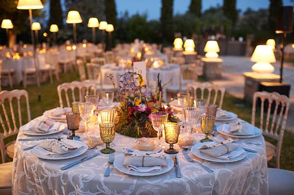 summer-wedding-athens-wheat-colorful-flowers_19