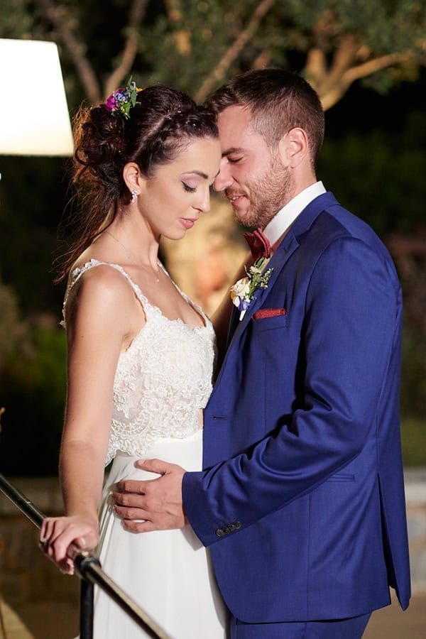 summer-wedding-athens-wheat-colorful-flowers_20