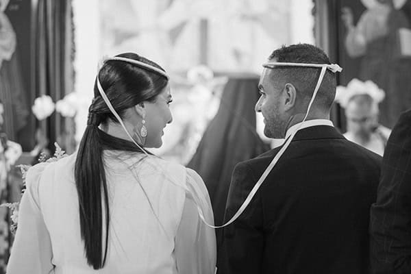 summer-wedding-drama-colorful-florals_13