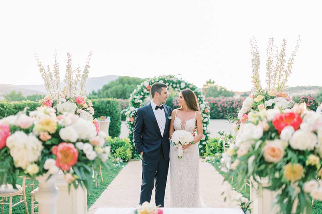 Elegant καλοκαιρινός γάμος στο Κτήμα Ορίζοντες με εντυπωσιακό ανθοστολισμό │ Μίνα & Πάνος