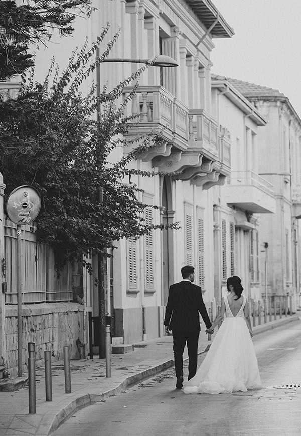 beautiful-summer-wedding-limassol-white-florals_04