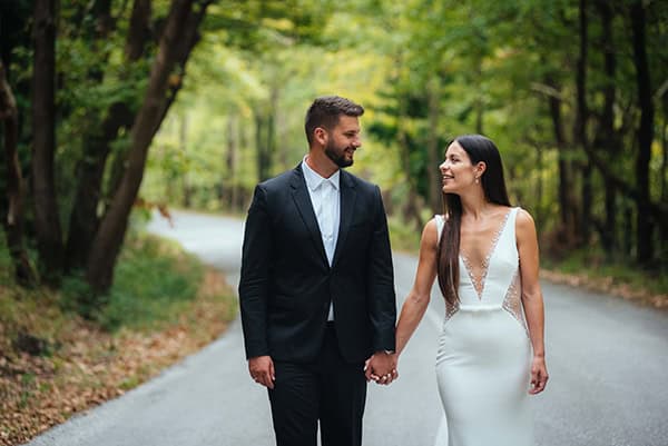 beautiful-summer-wedding-trikala-white-peonies_01