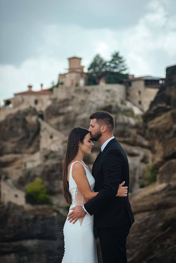 beautiful-summer-wedding-trikala-white-peonies_25