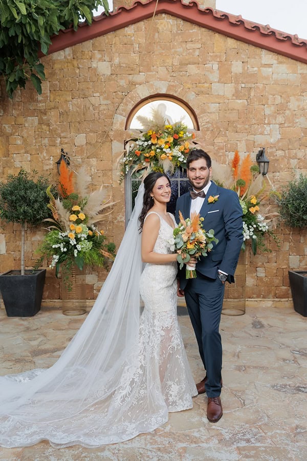 boho-summer-wedding-kropias-gi-colorful-florals-pampas-grass_01