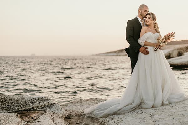 boho-summer-wedding-larnaca-pampas-grass-roses_01