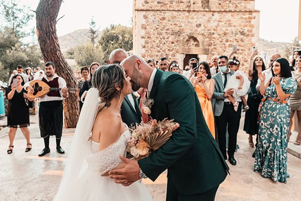 boho-summer-wedding-larnaca-pampas-grass-roses_08