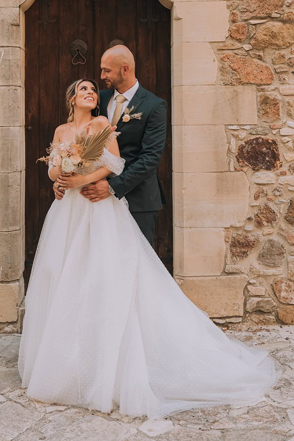 boho-summer-wedding-larnaca-pampas-grass-roses_12