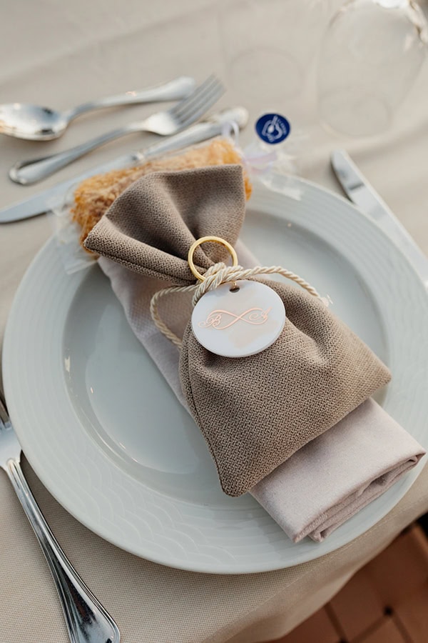 chic-summer-wedding-ktima-laas-peach-roses-white-lycianthous_46