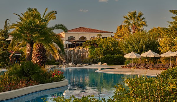 choose-hyatt-regency-thessaloniki-hotel-wedding-of-your-dreams_05