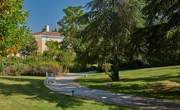 choose-hyatt-regency-thessaloniki-hotel-wedding-of-your-dreams_06z