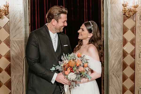 fall-wedding-baptism-roses-chrysanthema-earthy-tones_18