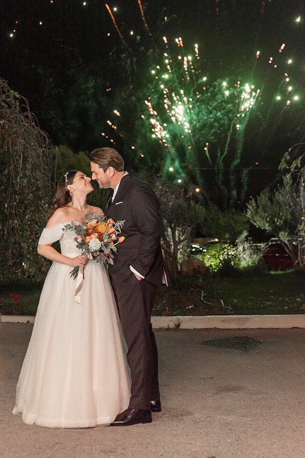 fall-wedding-baptism-roses-chrysanthema-earthy-tones_26