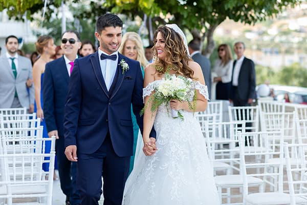 fall-wedding-ktima-aperanto-galazio-white-romantic-blooms_09