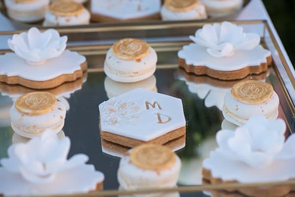 fall-wedding-larisa-lush-florals-pastel-hues_14