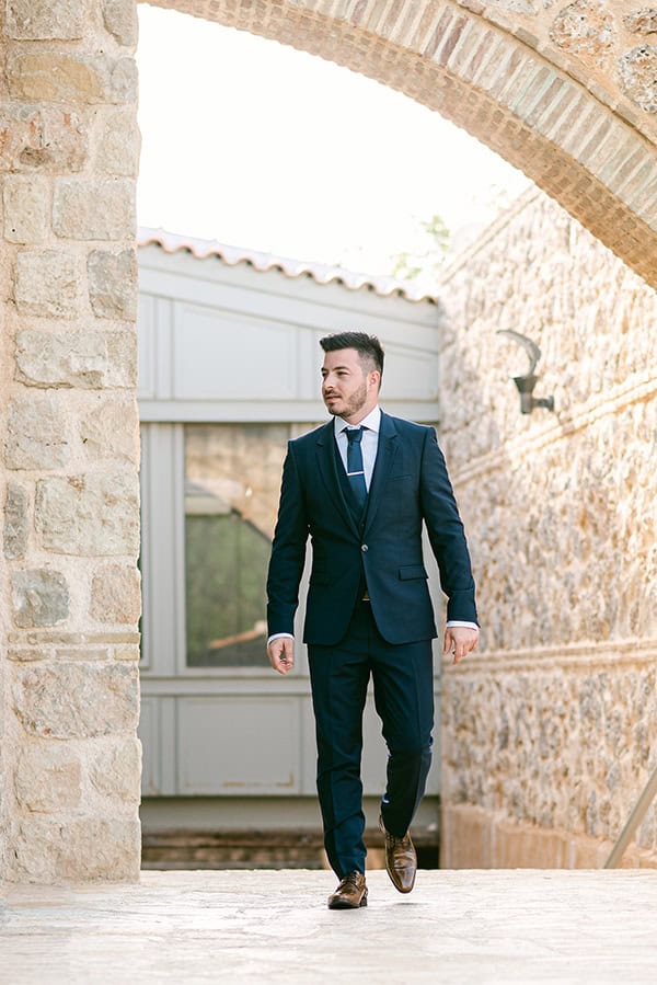 floral-filled-summer-wedding-athens-pastel-hues-romantic-details_09