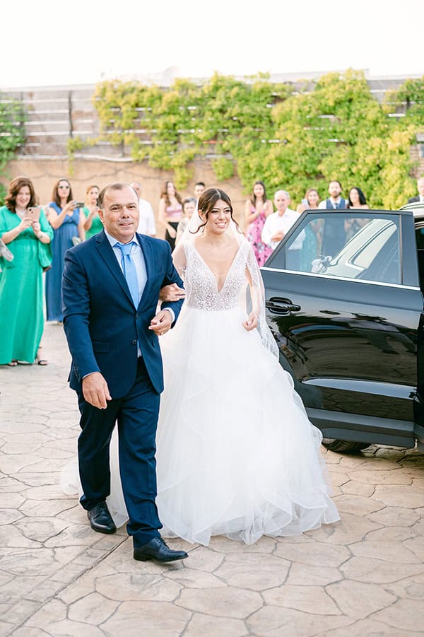 floral-filled-summer-wedding-athens-pastel-hues-romantic-details_16