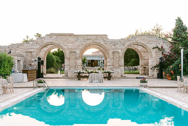 floral-filled-summer-wedding-athens-pastel-hues-romantic-details_24x