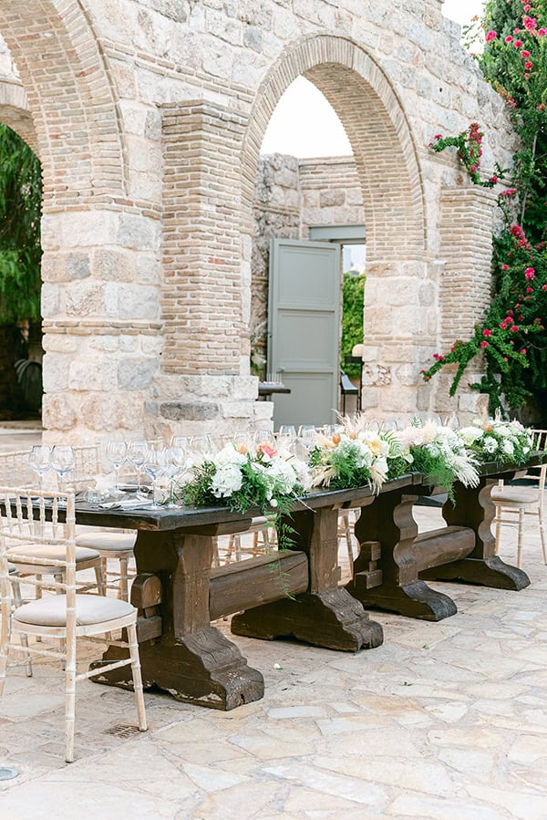 floral-filled-summer-wedding-athens-pastel-hues-romantic-details_27