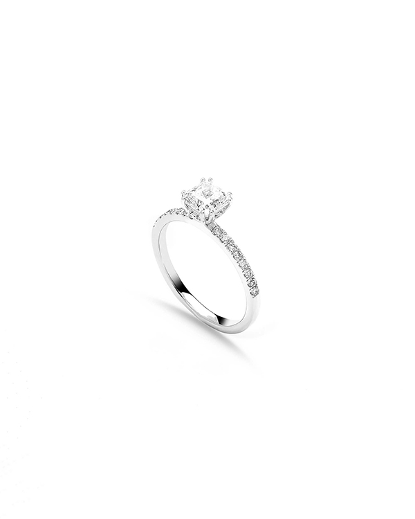 lovely-engegment-rings-spanos-fine-jewelry-unique-moments_04