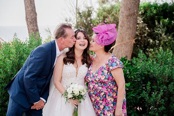 lovely-summer-wedding-methoni-castle_19
